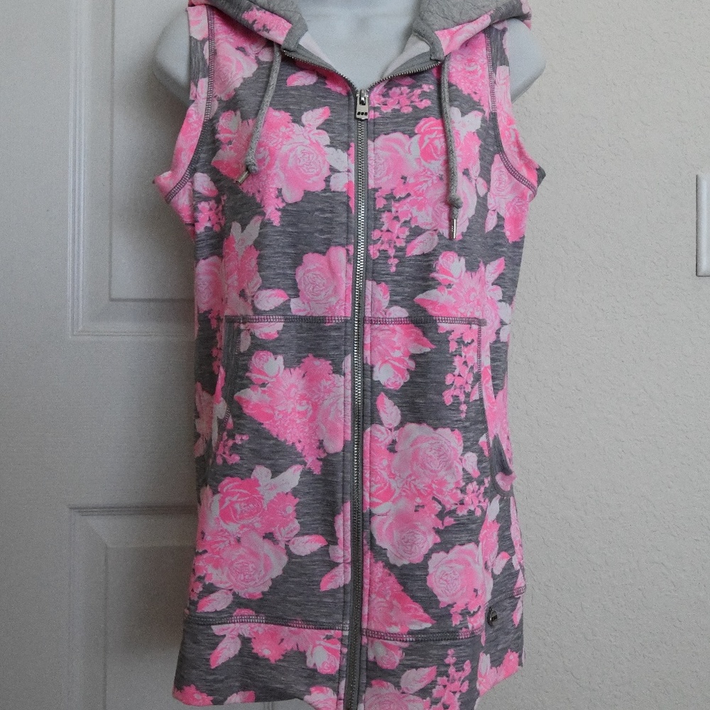 Lorna Jane Sweater Vest